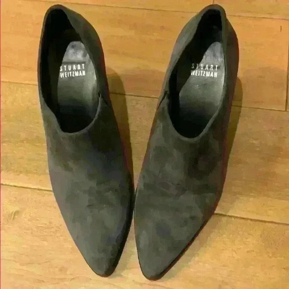 Stuart Weitzman gray suede heeled booties size 7 - Picture 8 of 10